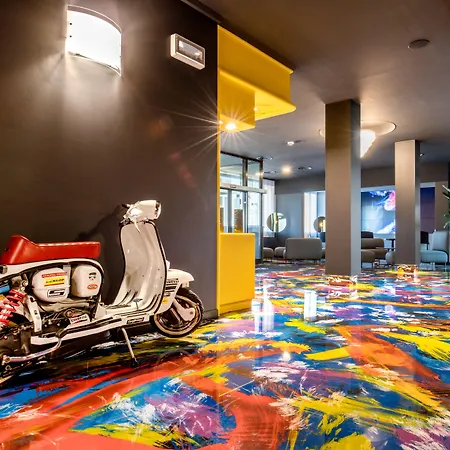 Muraless Art - Worldhotels Crafted Hotel 4*