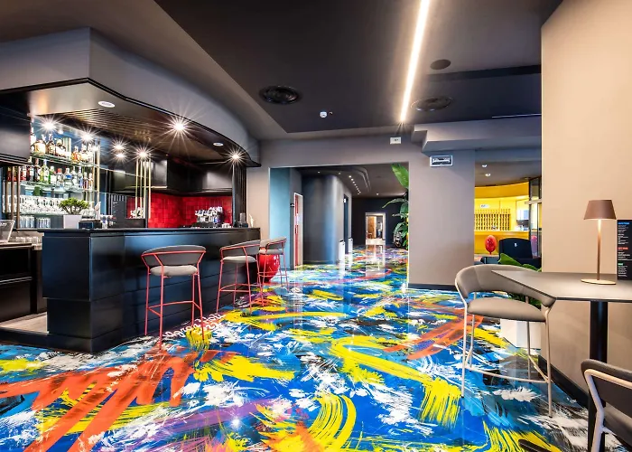 Muraless Art - Worldhotels Crafted