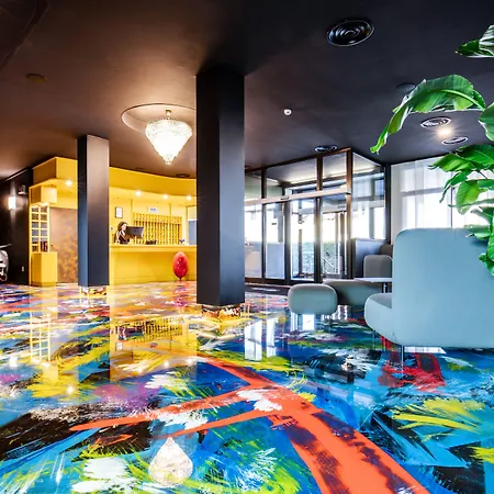 Отель Muraless Art - Worldhotels Crafted 4*