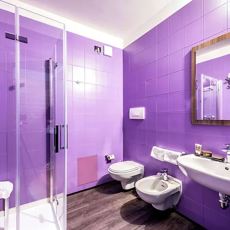 Muraless Art - Worldhotels Crafted Hotel 4*