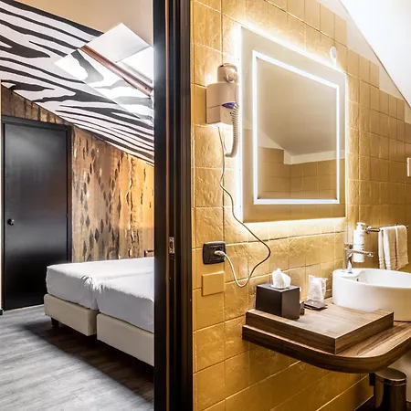 Muraless Art - Worldhotels Crafted Hotel Castel d'Azzano